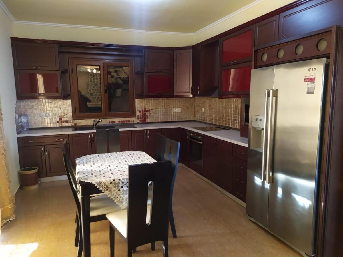 Mihal Suites Σαράντα Εξωτερικό φωτογραφία