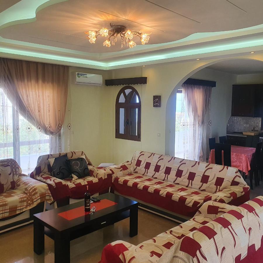 Mihal Suites Σαράντα Εξωτερικό φωτογραφία